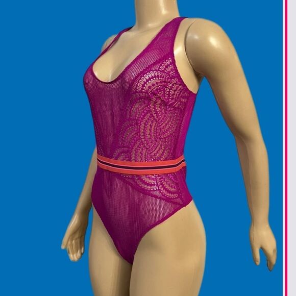 Victoria’s Secret Sheer mesh & lace teddy magenta Large - Picture 4 of 4